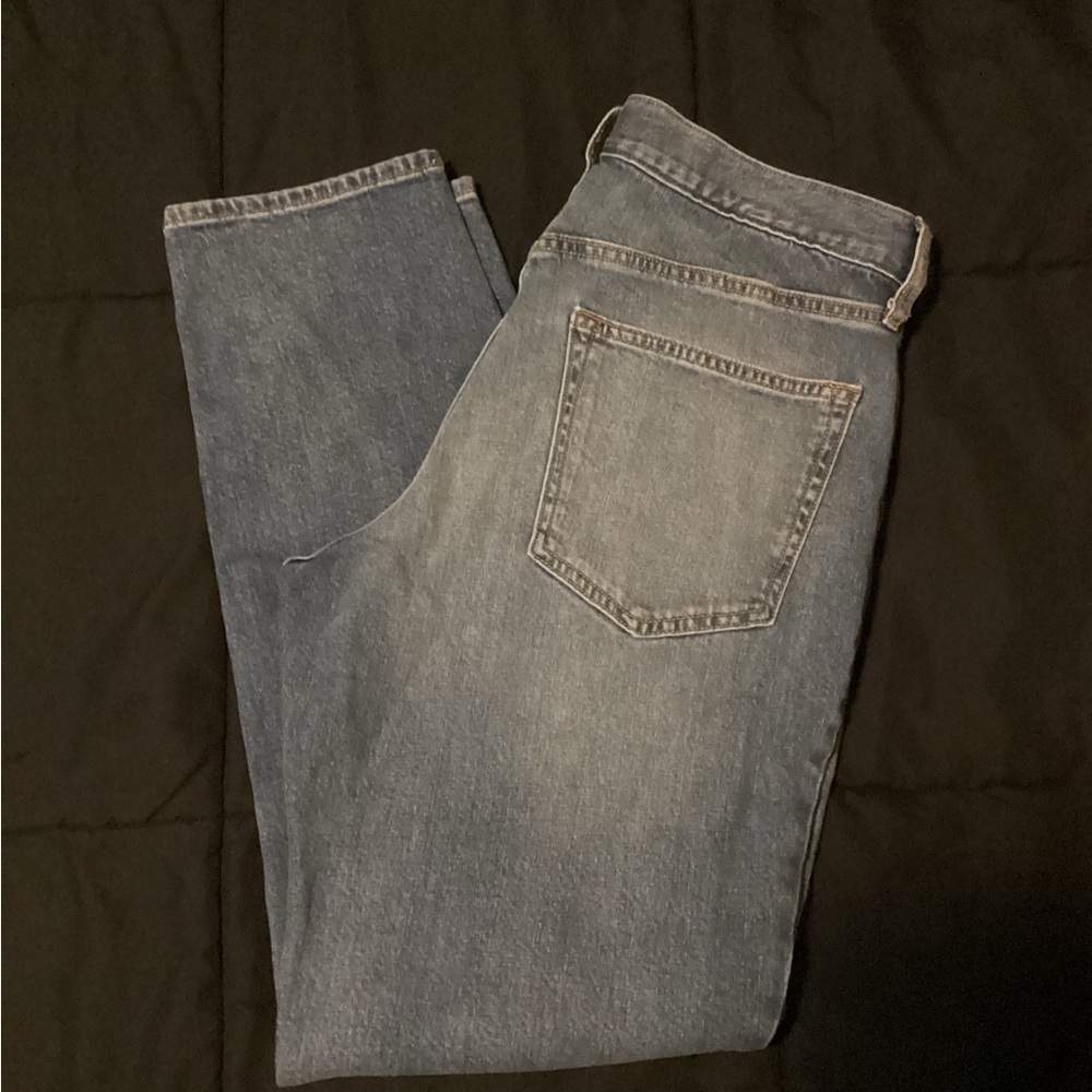 Old Navy Athletic Taper Men’s Jeans - Picture 2 of 5